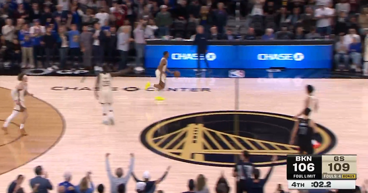 离谱！篮网剩6.9秒落后3分，底线球甩给勇士球员自杀告负
