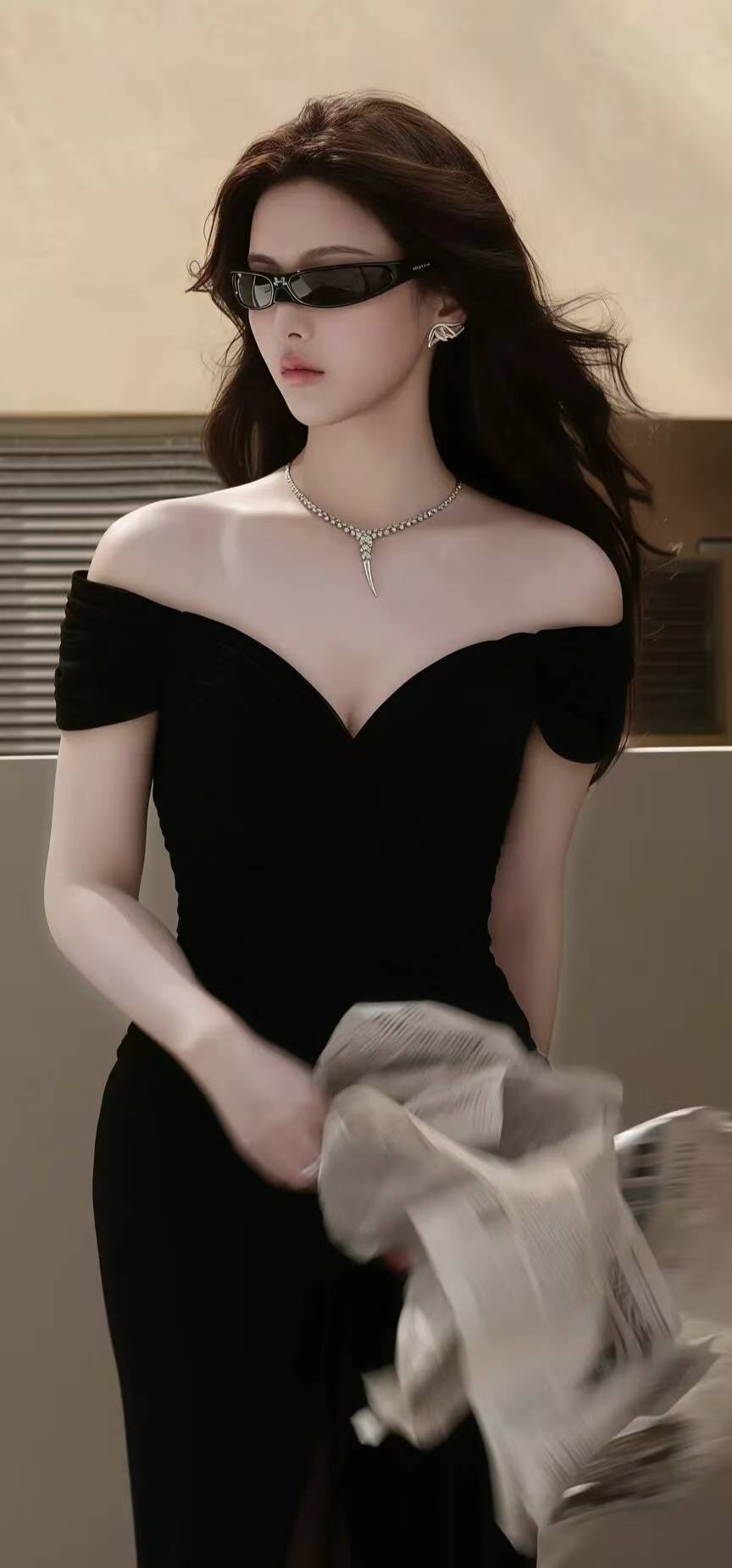 杨超越：从“村花”到时尚女王的逆袭