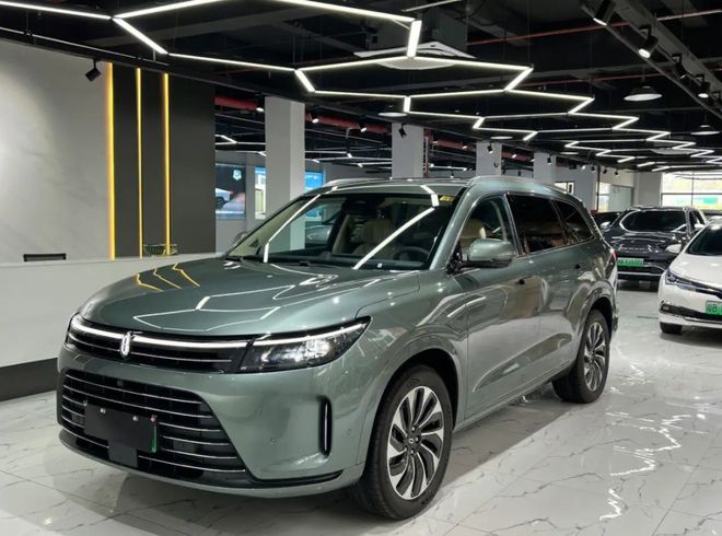 车主投诉：问界M7提车后问题频出，花式故障让车主“坐立不安”