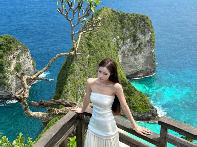 蜜月专属印尼巴厘岛泗水5日跟团,阿雅娜酒店+金巴兰日落+悬崖SPA