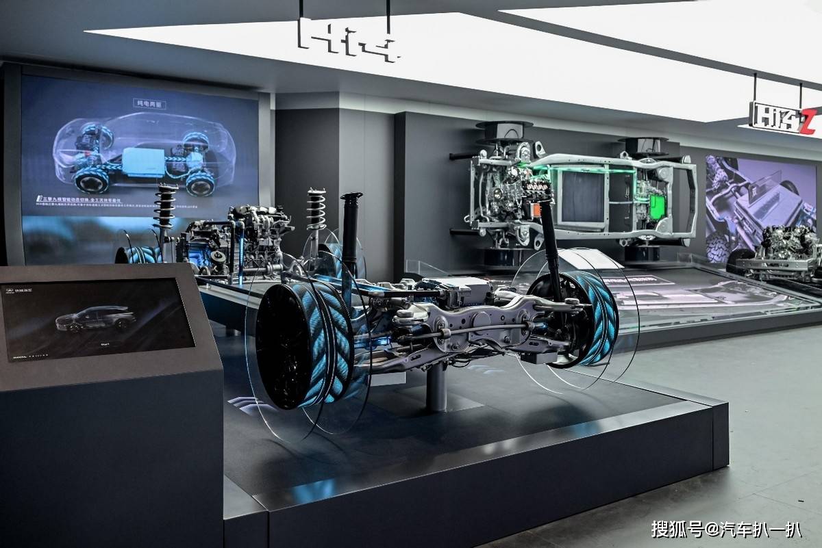 丰田THS、比亚迪DM-i、理想增程，哪一种“混动技术”最合理？