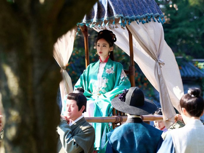 本来以为会爆火，结果收视数据起不来，于正的《玉茗茶骨》到底输在哪里了？