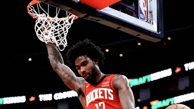 火箭险胜黄蜂两大主力表现低迷伊森球商不足申京效率堪忧