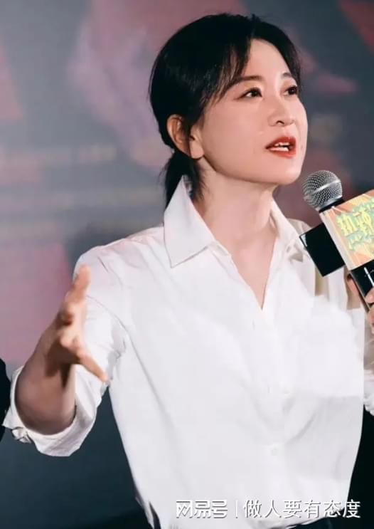 贾玲赢麻了！主演电影票房破100亿，导演电影票房破88亿，引热议