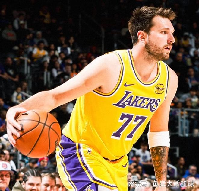 惜败！东契奇32+7里程碑，里夫斯24+5艾顿尽力，老詹12+9扭头就走