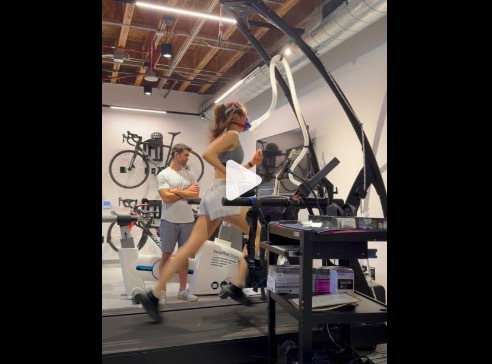 谷爱凌进行体能测试