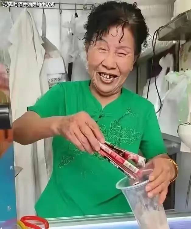 南京手冲咖啡韩阿姨生意惨淡：从门庭若市到无人问津