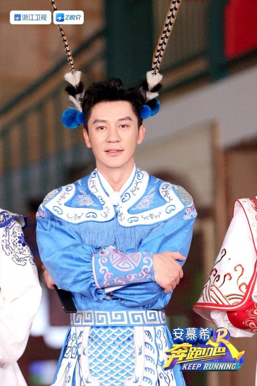 携手“传奇木偶”，解锁非遗奥秘，今晚《奔跑吧12》开启“戏中戏”!_周深_玲珑_兄弟团