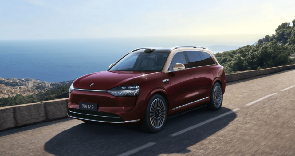 鸿蒙智行“五界”,2026年销量预计突破220万辆,市占率或超8%_新闻