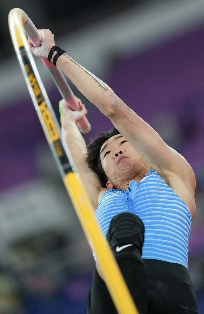 体坛联播｜上海男篮豪取十一连胜，苏超确定小微企业赞助场次