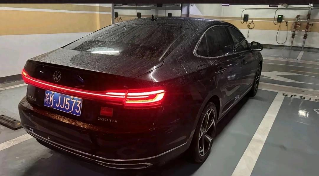 买了帕萨特后,我后悔了吗?真实车主分享用车体验与反思