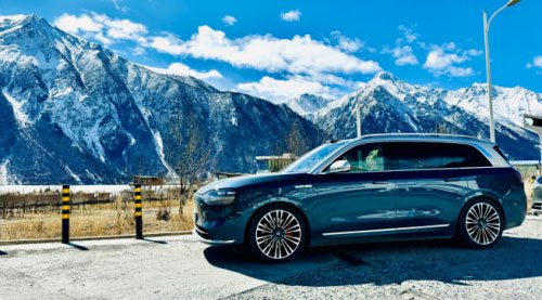 征服极限路况!问界M9开启318川藏线智驾挑战_车行天下