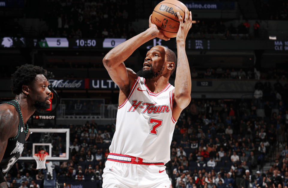 加时惨遭15-0疯狂逆转！杜兰特30分丢关键罚球火箭惜败森林狼