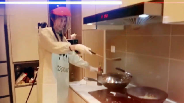 何穗产后5个月晒做饭日常，陈伟霆赞其可爱贤惠