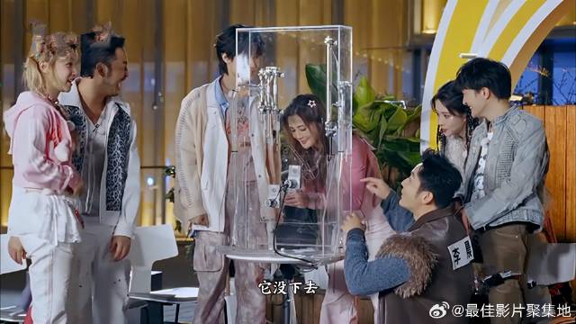 蔡卓妍玩游戏，反转来得猝不及防，瞬间笑翻全场！