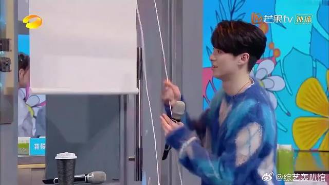 贾玲可千万别说话了，张嘴就是梗，笑疯全场都不带歇的