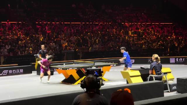 比赛现场看着好燃啊 林诗栋 wtt中国大满贯