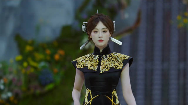 祝绪丹红毯直播cut 走完红毯后，跟姐姐们拥抱