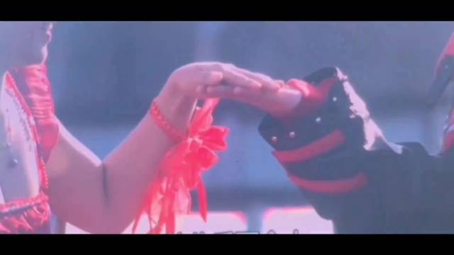 华晨宇催粉丝睡觉挡醉汉，演唱会现场结账买雪糕