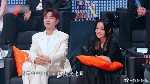 不愧是乐坛大佬，张信哲甘当陈楚生绿叶，人品太好了