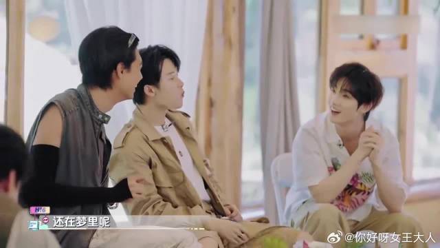 真爱没错了！老秦希望高圆圆再来，丁程鑫秒变吃瓜脸