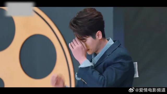 画面太美不敢看！丞磊对沙溢上演强制爱，众人笑不活了