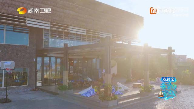 秦岚沈月客栈择菜再现请回答1988邻里温情