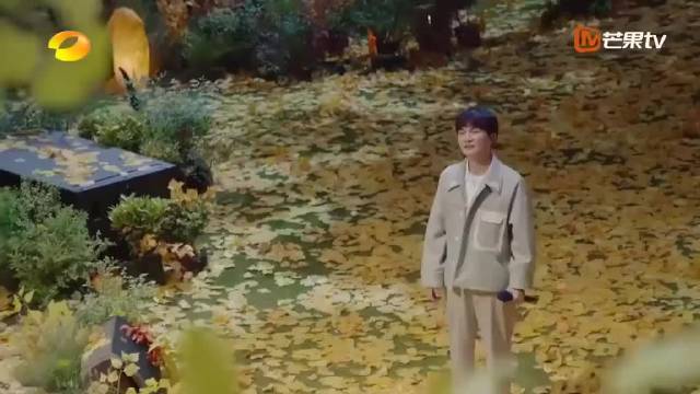 周深戏腔有多迷人？孙悦欢呼，田震直竖大拇指，梁咏琪：太完美！