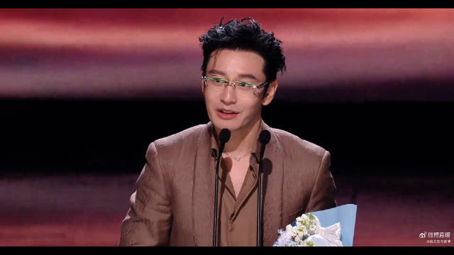 黄晓明获阅文年度IP合伙人称号