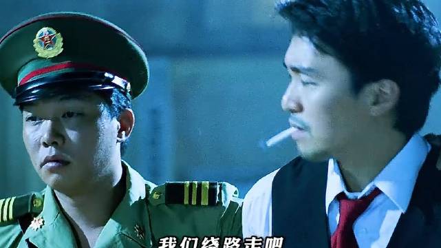 三十年苦练铁腿水上漂，不抵百元大钞，至此艺术已成