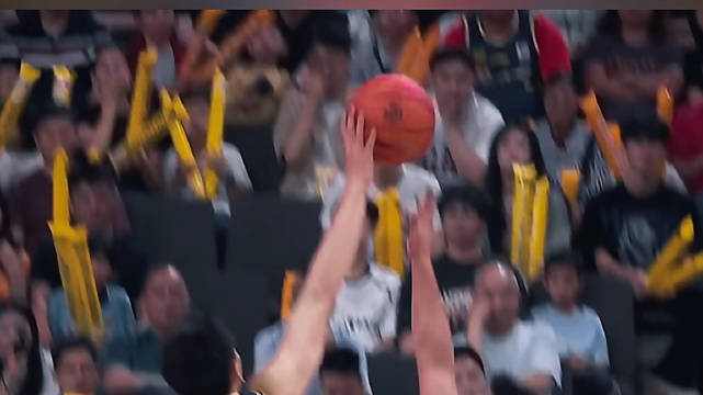 场下寒暄，场上毫不手软！欢迎回到广东 请吃“火锅”！