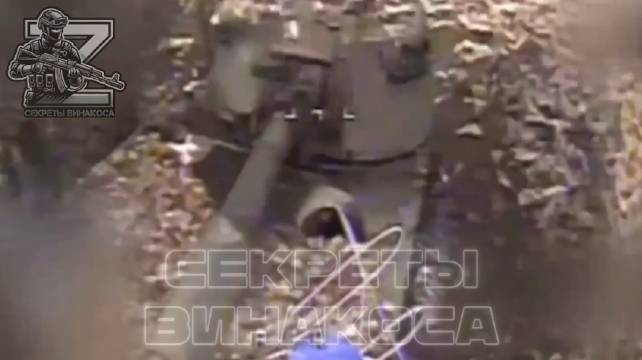 无人机打击自行火炮，建筑，皮卡，通讯设备等