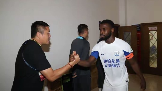 归化球员侯永永和奥斯卡为何落选本期国足名单，入选标准是什么？