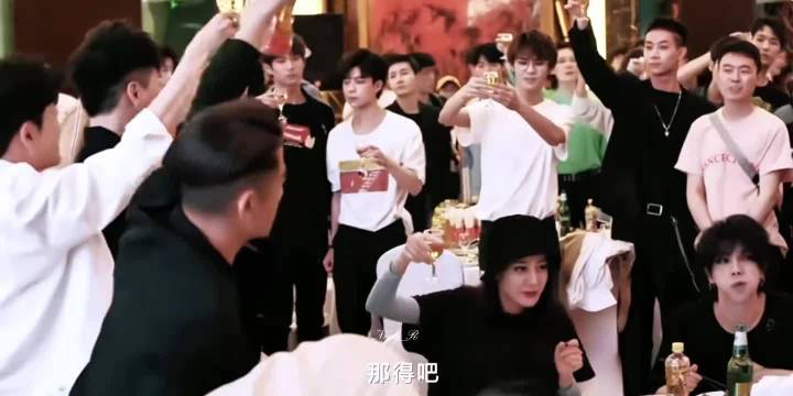 少年怀揣梦想，逆洋流而上，乘风破浪