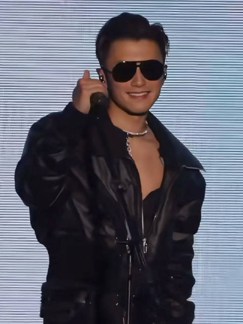 谢霆锋武汉穿搭不可以输给深圳你听到吗