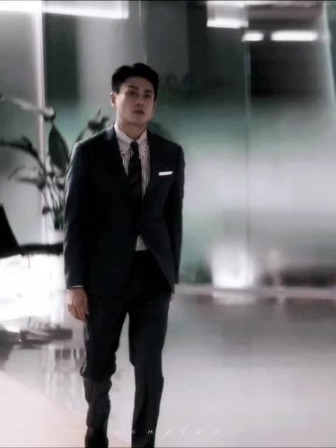 黄宗泽回应撞脸王嘉尔，赞其又帅又搞笑