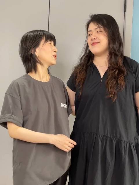 papi酱视频揭露老外特权现象引深思