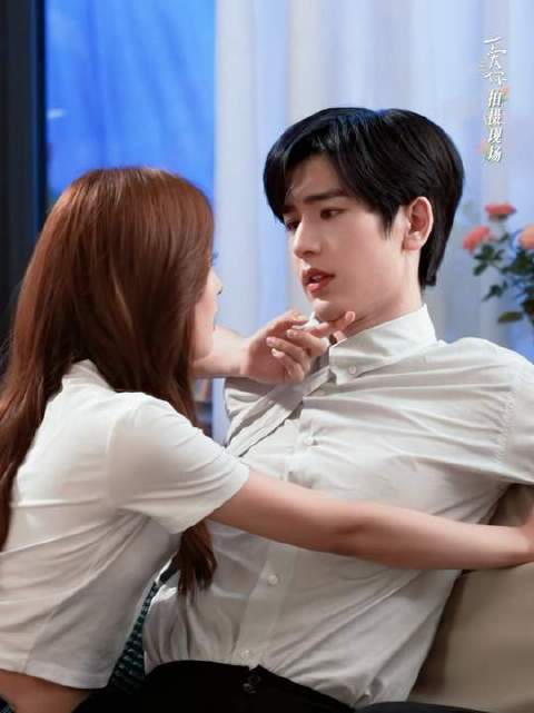 张凌赫徐若晗扯领带花絮，就是说.....没有人能走出这个视频 徐若晗