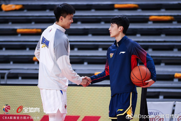 北汽男篮杰曼压哨三分绝杀广东