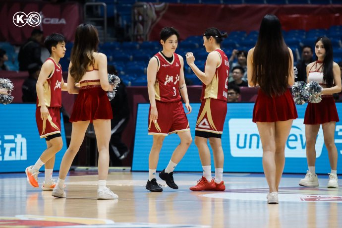 青春风暴VS成熟体系！WCBA新老对决谁能取胜？