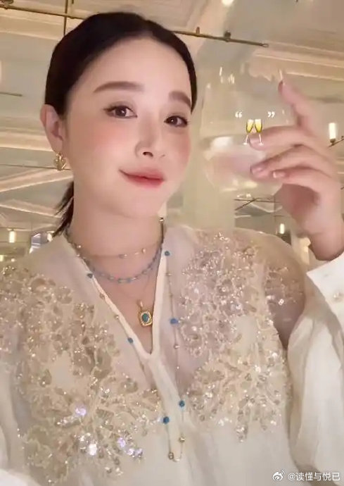 阚清子产后是如何进行身材管理和事业规划的？