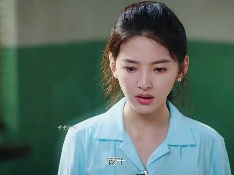 女孩北京遇扒手获小伙相助，《冬去春来》主演白宇章若楠演绎暖心故事