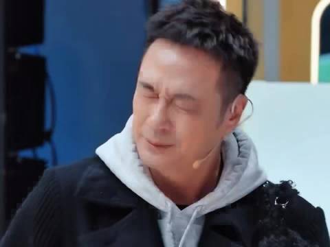 吴镇宇模仿AI表演引热议，无限超越班展现演技