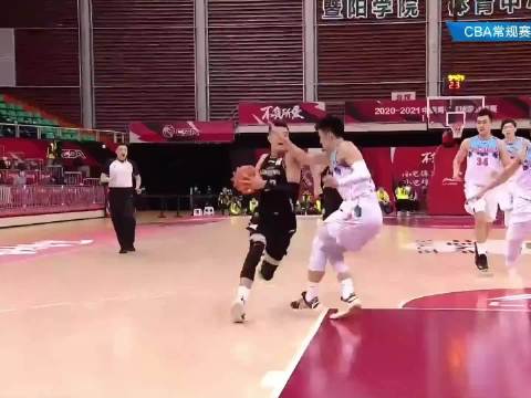 爆砍35分带队完成19分大逆转！被激怒的郭艾伦有多强？