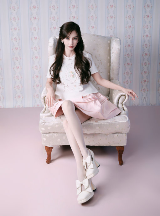 杨颖今日上海活动