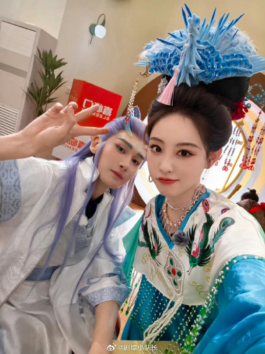 汪铎和祝绪丹在《周五晚高疯》中具体有哪些经典拌嘴互动？