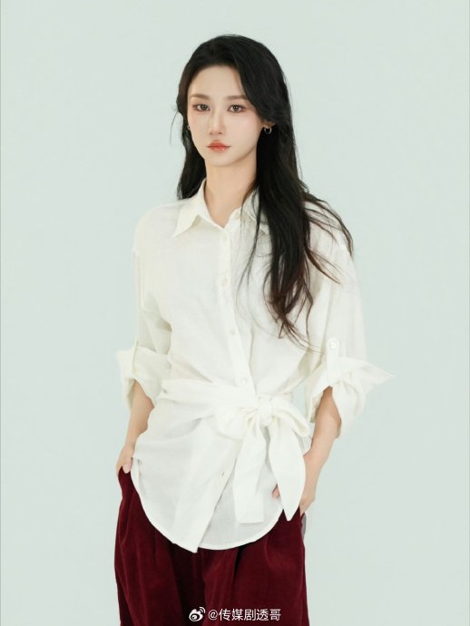 学霸！李现北电同班同学何宣林竟是博士教师，现跨界浪姐追梦