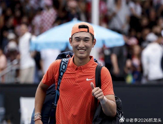 网坛黄金一代逐渐谢幕，新生代球员中谁有望接过权杖？