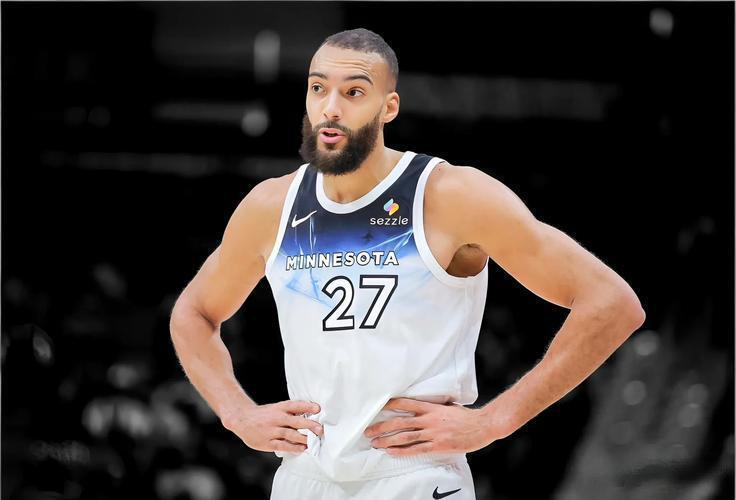 NBA最新中锋排名出炉！恩比德第5，唐斯第3，第1实至名归