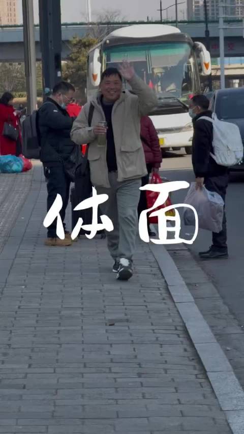 我们是需要偶尔照顾一下爸爸的面子的